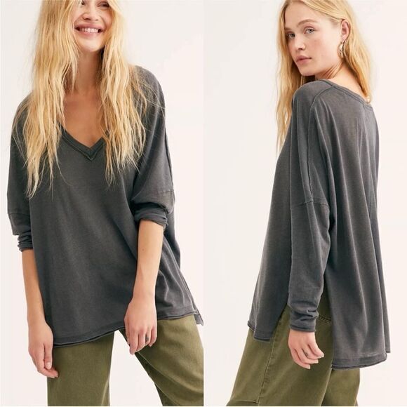 Free People Tops - Free People NWT On My Mind Oversized V Neck in Black Size M